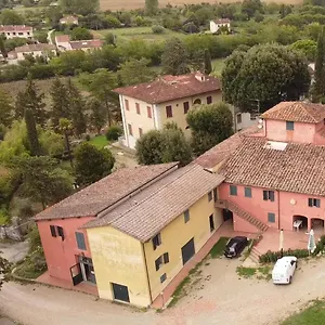 https://qoelet-casa-vacanza-una-calda-accoglienza-in-mezzo-al-verde.it-tuscanyhotel.com